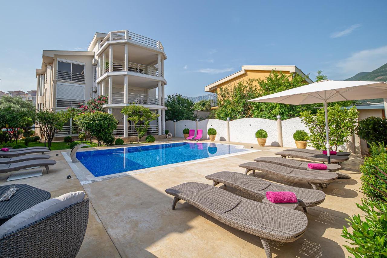 Lux Villa Princess Bar Exterior foto
